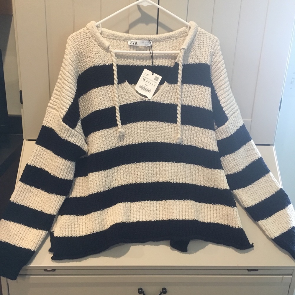 Zara knit navy blue striped sweater